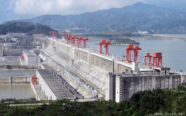 三峽大壩.JPEG 三峽大壩.JPEG